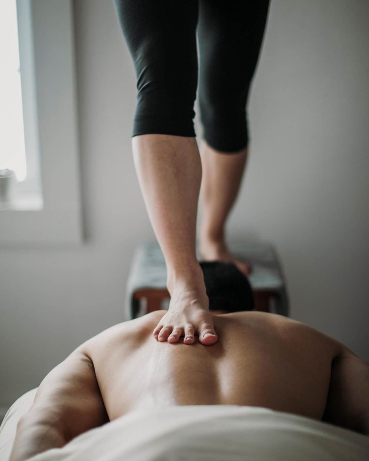 Ashiatsu-Massage_1500x1875